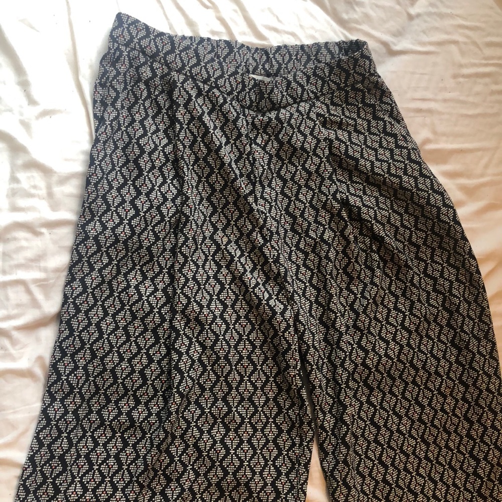 H&M FLOWY PANTS